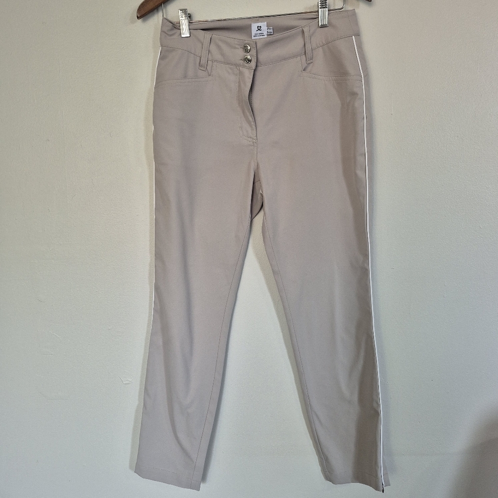 Daily Sports Sweden Golf Pants Tan White Stripe Size 8
